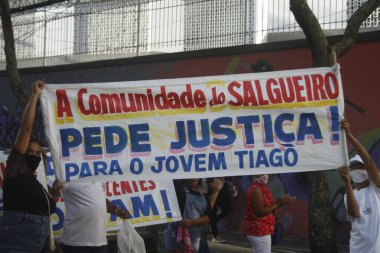 (Rio de Janeiro 'da Barış Yürüyüşü. 7 Ağustos 2021, Rio de Janeiro, Brezilya: Protestocular, 