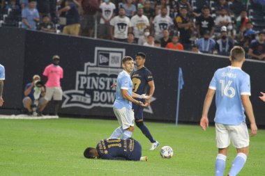 2021 Lig Kupası Çeyrek Finali: NYCFC Pumas 'a karşı. 11 Ağustos 2021, Bronx New York, ABD: NYCFC ve Pumas UNAM arasındaki futbol maçı New York 'taki Yankee Stadyumu' nda oynanan 2021 Lig Kupası çeyrek finalleri için geçerlidir., 