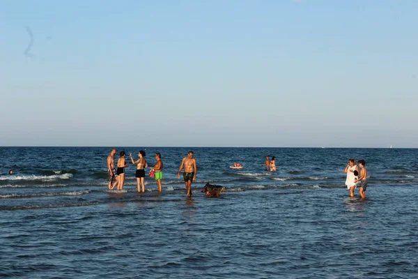 Spiagge Estive Ferragosto Italia Agosto 2021 Riccione Italia Nella Settimana — Foto Stock