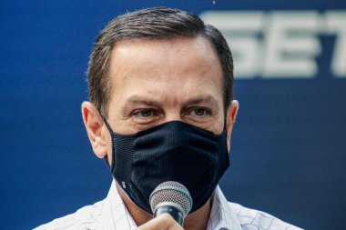 Butantan Enstitüsü 'nden yeni Coronavac yığını. 18 Ağustos 2021, Sao Paulo, Brezilya: Sao Paulo Valisi, Joao Doria, Butantan Enstitüsü müdürü Dimas Covas ve sağlık bakanı Jean Gorinchteyn ile birlikte