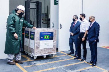 Butantan Enstitüsü 'nden yeni Coronavac yığını. 18 Ağustos 2021, Sao Paulo, Brezilya: Sao Paulo Valisi, Joao Doria, Butantan Enstitüsü müdürü Dimas Covas ve sağlık bakanı Jean Gorinchteyn ile birlikte