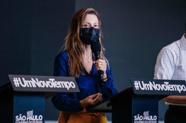 Butantan Enstitüsü 'nden yeni Coronavac yığını. 18 Ağustos 2021, Sao Paulo, Brezilya: Sao Paulo Valisi, Joao Doria, Butantan Enstitüsü müdürü Dimas Covas ve sağlık bakanı Jean Gorinchteyn ile birlikte