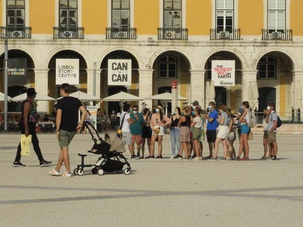 Πλατεία Comercio Λισαβόνα Αυγούστου 2021 Λισαβόνα Πορτογαλία Κίνηση Των Ανθρώπων — Φωτογραφία Αρχείου