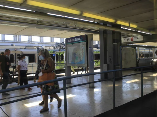 Alameda Und Cais Sodre Stationen Der Bahn Von Lissabon August — Stockfoto
