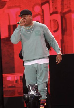 Central Park 'taki mezuniyet konseri. 21 Ağustos 2021, New York, ABD: The We LoVE NYC: New York 'taki büyük Central Park çimlerinde düzenlenen eve dönüş konseri