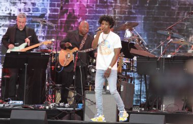 Central Park 'taki mezuniyet konseri. 21 Ağustos 2021, New York, ABD: The We LoVE NYC: New York 'taki büyük Central Park çimlerinde düzenlenen eve dönüş konseri