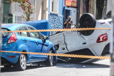 Sao Paulo 'da iki araba arasında kaza olmuş. 22 Ağustos 2021, Sao Paulo, Brezilya: 22 Pazar sabahı Sao Paulo 'da Doutor Zuquim ve Doutor Olavo Egidio caddeleri arasında iki aracın karıştığı kaza. Kurbanlar hakkında bilgi yok..