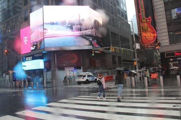 Orkaan Henri Veroorzaakt Zware Regenval Schade Times Square Augustus 2021 — Stockfoto