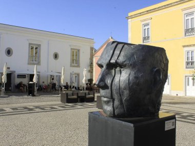 Portekiz, Cascais Kalesi 'nin manzarası. 23 Ağustos 2021, Cascais, Portekiz: 23 Pazartesi günü Cascais ilçesinde bulunan Cascais Kalesi 'nin manzarası. Tejo Nehri 'nin sağ kıyısında.