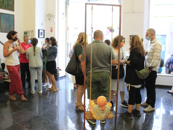 艺术家豪尔赫 罗莫在里斯本的展览结束 2021年8月29日 葡萄牙里斯本 艺术家豪尔赫 罗莫于周日 29日 在葡萄牙首都里斯本的展览闭幕 — 图库照片