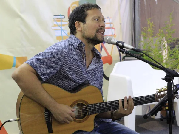 Cantante Felipe Fontenelle Durante Una Presentación Lisboa Feria Del Libro — Foto de Stock