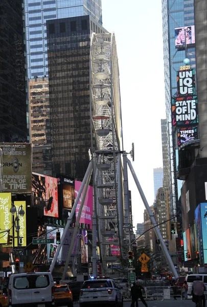 Nieuw Een Reuzenreuzenrad Een Nieuwe Attractie Times Square Augustus 2021 — Stockfoto