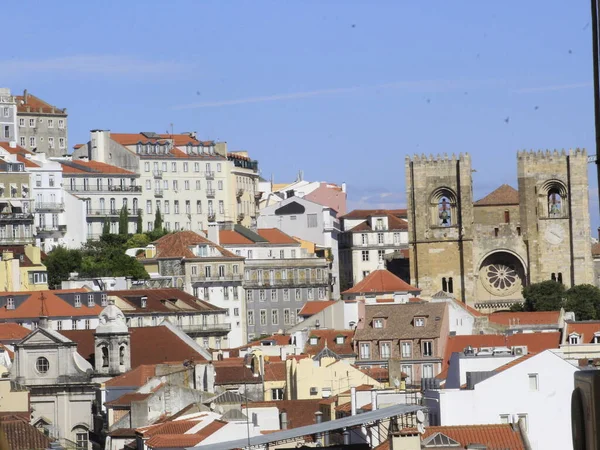 Γειτονιά Baixo Chiado Της Λισαβόνας Αυγούστου 2021 Λισαβόνα Πορτογαλία Έντονη — Φωτογραφία Αρχείου