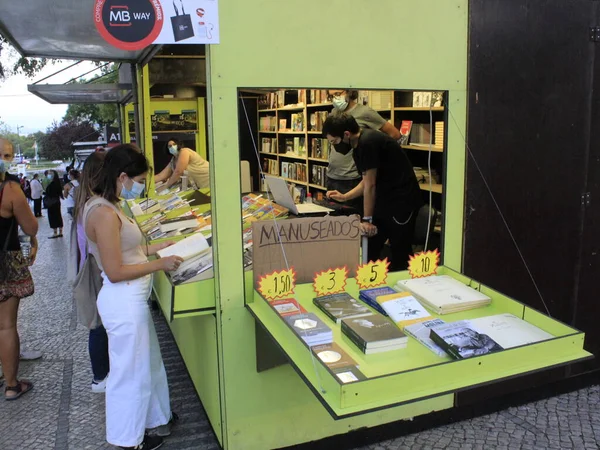 Buchmesse Lissabon Portugal August 2021 Lissabon Portugal Gedrängte Stände Und — Stockfoto