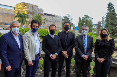 Sao Paulo 'daki Bağımsızlık Müzesi' nin yenilenmesiyle ilgili basın toplantısı. 31 Ağustos 2021. SAO PAULO, SP, BRAZIL: Vali Joao Doria (PSDB), başkent Ricardo Nunes (MDB) ve Kültür Bakanı ile birlikte