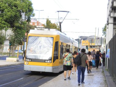 (Lizbon 'da turizm. 6 Eylül 2021, Lizbon, Portekiz: Portekiz 'in başkenti Lizbon' da 6 Eylül Pazartesi günü, Avrupa yazında ve koronavirüs salgınının ortasında insan dolaşımı. Fotoğraf: Edson de Souza / TheNews2 (Fotoğraf: Edson De 