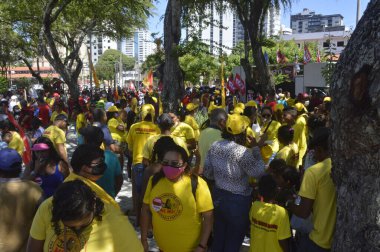 (Natal 'da Bolsonaro yanlısı hükümet protestocuları protesto ediyor. 7 Eylül 2021, Natal, Rio Grande do Norte, Brezilya: Brezilya Cumhurbaşkanı Jair Bolsonaro 'nun lehine protestocular, Natal, Rio Grande do Norte sokaklarında protesto eylemi 