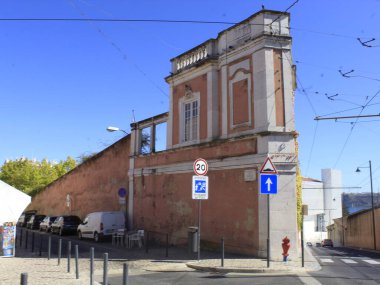 Lizbon 'daki Ajuda Ulusal Sarayı. 6 Eylül 2021, Lizbon, Portekiz: Portekiz 'in başkenti Lizbon' daki Ajuda Ulusal Sarayı ve çevresinin görüntüsü, 6 Eylül Pazartesi günü. Ayrıca bir müze ve sergi de var. 