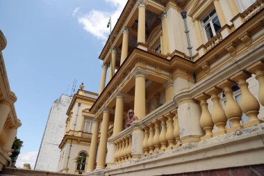 Manaus 'taki Adalet Sarayı' nın görünüşü ve görünüşü. 10 Eylül 2021, Manaus, Amazonas: 10 Ağustos 2021 Cuma günü Eduardo Ribeiro Bulvarı 'ndaki Eduardo Ribeiro Sarayı' nın görüntüsü ve cephesi.. 