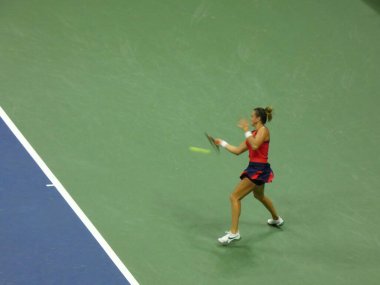 Sabalenka, 2021 USTA Açık Tenis Şampiyonası 'nda Krejcikova' yı Bayanlar Grand Slam Yarışması 'na taşıdı: 7 Eylül 2021, Flushing, Queens, NY, ABD. Belaruslu Aryna Sabalenka ikinci Grand Slam 'ini kazandı.