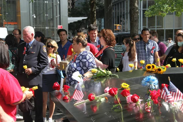 Famílias Falecidos Pagam Tributo Ground Zero Memorial Setembro 2021 Nova — Fotografia de Stock