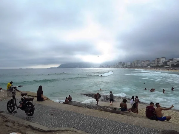 Int Weather Bathers Copacabana Beach Rio Janeiro September 2021 Rio — Stock Photo, Image