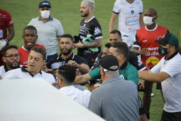 Kafa Karışıklığıyla Sonuçlanan Maçta Manaus Colina Botafogo Karşı Golsüz Kaldı — Stok fotoğraf