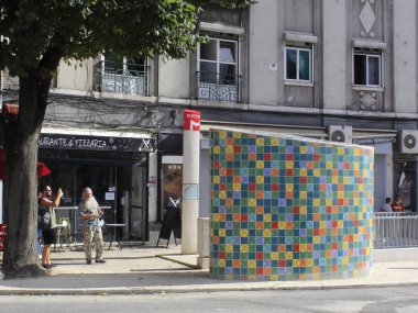 Lizbon Metro Arroios İstasyonu 4 yıllık inşaattan sonra yeniden açıldı. 14 Eylül 2021, Lizbon, Portekiz: Lizbon metro yeşil hattının Arroios istasyonunda 14 Eylül 2021 Salı günü yeniden açılan yolcu hareketi