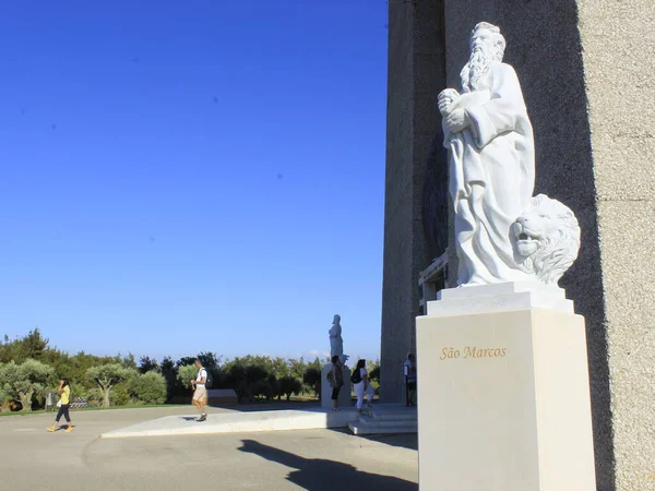 리스본에 크리스토 기념비 2021 포르투갈 리스본 움직임 리스본의 엽서중 리스토 — 스톡 사진