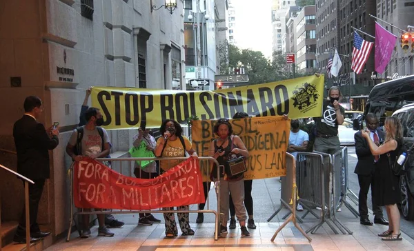 Nuevo Protesta Contra Presidente Brasileño Hotel Barclay Ante 76ª Sesión — Foto de Stock