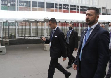 Yüksek rütbeli kişiler, BM Genel Kurulu 76. Oturumundan ayrılıyor. 23 Eylül 2021, New York, ABD: Yüksek rütbeli kişilerin, 23 Eylül Perşembe günü New York 'ta düzenlenen 76. BM Genel Kurulu toplantısına girip çıktıkları görüldü.). 