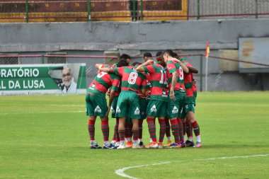 (Paulista Kupası: Portuguesa ve Taubate. 24 Eylül 2021, Sao Paulo, Brezilya: Sao Paulo-SP 'deki Dr. Oswaldo Teixeira Duarte Stadyumu' nda düzenlenen 2021 Paulista Kupası 'nın 4. turu için Portekiz ile Taubate arasında oynanan futbol maçı.