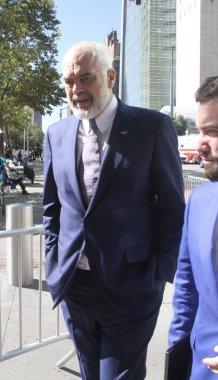 BM Genel Kurulunun 76. Oturumunda üst düzey yöneticiler. 24 Eylül 2021, New York, ABD: Yüksek rütbeli kişilerin 24 Eylül Cuma günü New York 'ta düzenlenen 76. BM Genel Kurulu toplantısına girip çıktıkları görüldü). 