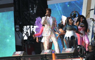 Jon Batiste, New York 'ta Global Citizen Live' da sahne alıyor. 25 Eylül 2021, New York, ABD: Jon Batiste New York 'taki Central Park çimlerinde The Global Citizen Live' da sahne aldı. Etkinliğe girebilmek için, herkes için aşı kanıtına ihtiyaç vardır.