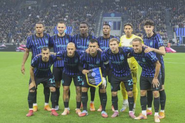 Milan (İtalya), 10 / 04 / 2025 - Football / Italian Championship / Inter Milan vs Cremonese - Inter Milan ve Cremonese takımları, İtalya Serie A şampiyonasının 6. turu için geçerli olan maçta poz verdiler. (Edson de souza 2nci bölüm))