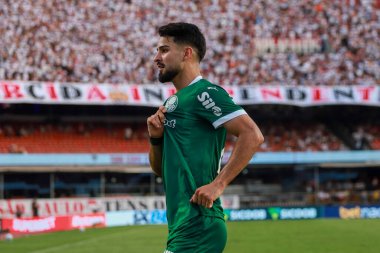 Sao Paulo (SP), 10 / 05 / 2025 - Brasileirao / Sao Paulo vs Palmeiras - Player Lopez Morumbis 'te oynanan Brezilya Serie A futbol şampiyonasında Sao Paulo ve Palmeiras arasındaki maçta golünü attı ve kutladı. (Fabricio bomjardim\ Yeni 2)