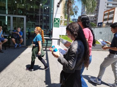 Sao Paulo (SP), 10 / 05 / 2025 - kamu / CNU / SP yarışması - adaylar Sao Paulo şehir merkezindeki FMU Liberdade kampüsüne Birleşik Kamu Yarışması (CNU) için geldiler. (Leandro Chemalle / Yeniler 2)       