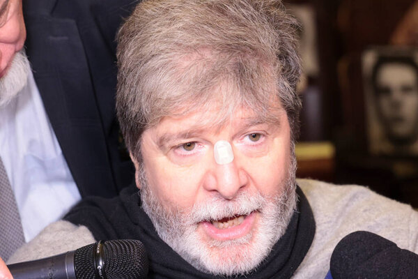 Сан-Паулу (СП), 8 октября 2025 года - Правительство / Права человека / Жертвы / Диктатура 1968 / СП - Марсело Рубенс Паива, бразильский писатель и драматург, участвует во 2-й церемонии вручения исправленных свидетельств о смерти. (leco viana presidentthenews2)  