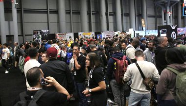 October 9, 2025, New York, USA: Comic con fans crowd the New York Comic Con 2025 which is taking place at Jacob K. Javits Convention Center in New York from October 9th to the 12th. (niyi fote\thenews2)       