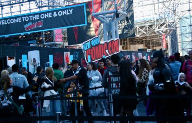 October 9, 2025, New York, USA: Comic con fans crowd the New York Comic Con 2025 which is taking place at Jacob K. Javits Convention Center in New York from October 9th to the 12th. (niyi fote\thenews2)       