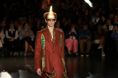 Sao Paulo (SP), 10/13/2025 - Fashion/Fashion Show/Ronaldo Fraga  Fashion show by designer Ronaldo Fraga at Sao Paulo Fashion Week - SPFW N60, at the Portuguese Language Museum, in the Luz region of downtown Sao Paulo (Leco Viana/Thenews2)