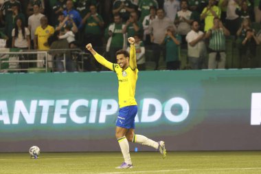 Sao Paulo (SP), 10/15/2025 - Brasileirao/Palmeiras vs Red Bull Bragantino  Felipe Anderson of Palmeiras scores and celebrates his goal in the match between Palmeiras and Red Bull Bragantino (Leco Viana/Thenews2)