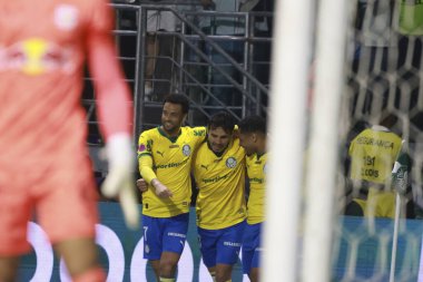 Sao Paulo (SP), 10/15/2025 - Brasileirao/Palmeiras vs Red Bull Bragantino  Vitor Roque of Palmeiras scores and celebrates his goal in the match between Palmeiras and Red Bull Bragantino, for the 28th round (Leco Viana/Thenews2)