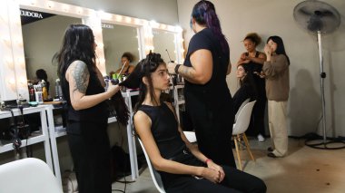 Sao Paulo (SP), 10/15/2025 - Beauty/Social/Lilly Sarti  Social and backstage at the Lilly Sarti show at Sao Paulo Fashion Week - SPFW N60, at the Iguatemi Theater, at the Iguatemi Shopping Mall in Sao Paulo  (milene cardoso/thenews2)