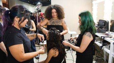 Sao Paulo (SP), 10/15/2025 - Beauty/Social/Lilly Sarti  Social and backstage at the Lilly Sarti show at Sao Paulo Fashion Week - SPFW N60, at the Iguatemi Theater, at the Iguatemi Shopping Mall in Sao Paulo  (milene cardoso/thenews2)