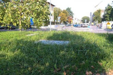 Milan (İtalya), 10 / 17 / 2025 - Piazza Lorenzo Lotto / Milan - Piazza Lorenzo, Milano 'nun Lotto mahallesinde yer alıyor. (Edson De Souza / Yeniler 2)        