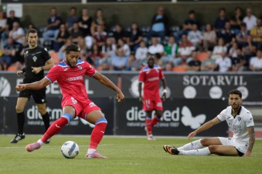 Viseu (pt) 10 / 18 / 2025 - copa do brasil - academico viseu x gil vicente - gustavo varela, gil vicente player, academico x gil vicente arasındaki maçta, copa do brasil 'in 3. raundunda geçerlidir. (Alexandre geliyor.) (2.)