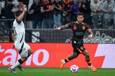 Sao Paulo (sp), 10 / 18 / 2025 - brasileirao / corinthians vs atletico-mg - memphis depay in Corinthians ve atletico-mg arasında oynanan maç, Brezilya futbol şampiyonasının 29. (ronaldo barre to\ the new 2)