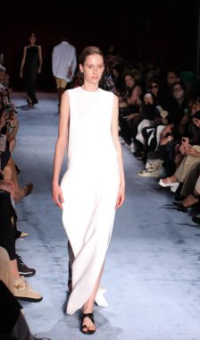 Sao Paulo (SP) - 10 / 18 / 2025 - Alexandre Herchcovitch moda gösterisi Sao Paulo Moda Haftası - SPFW N60, Sao Paulo Belediye Tiyatrosu 'nun prova odasında, 18 Ekim 2025. (Milene Cardoso / Newws2)            