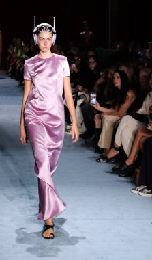 Sao Paulo (SP) - 10 / 18 / 2025 - Alexandre Herchcovitch moda gösterisi Sao Paulo Moda Haftası - SPFW N60, Sao Paulo Belediye Tiyatrosu 'nun prova odasında, 18 Ekim 2025. (Milene Cardoso / Newws2)            